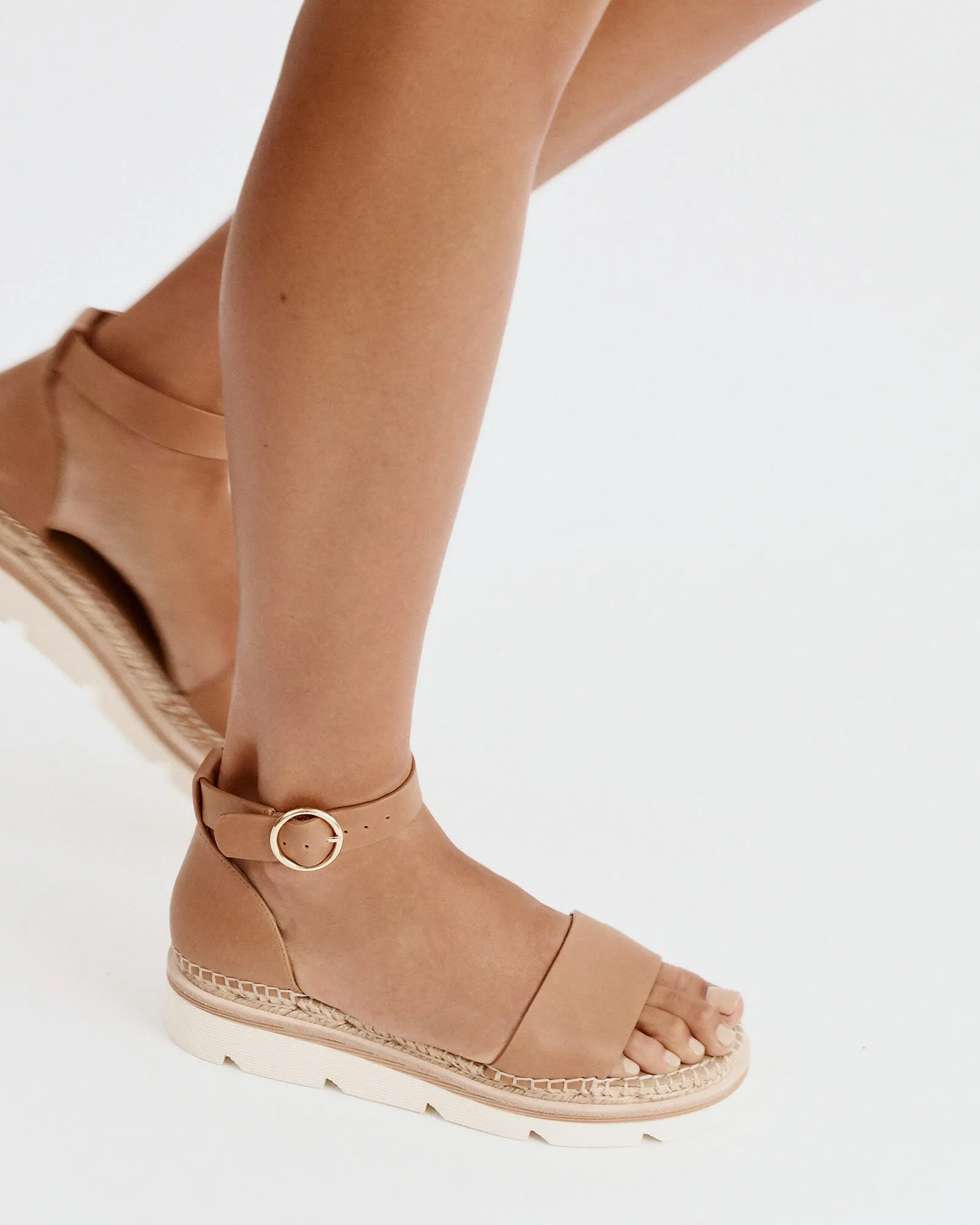 IVY FLAT SANDALS TAN LEATHER Jo Mercer