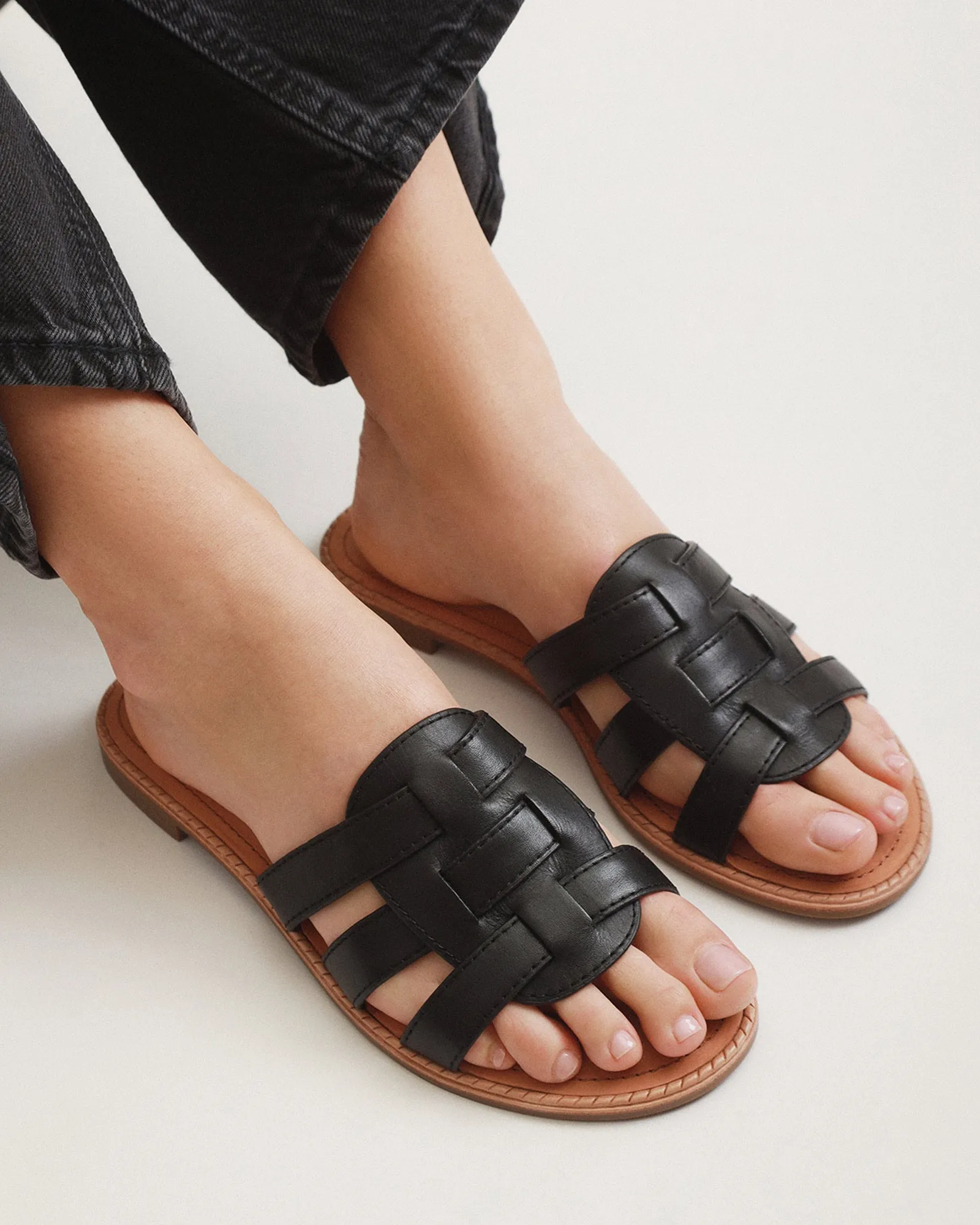 JASPER FLAT SANDALS BLACK LEATHER Jo Mercer