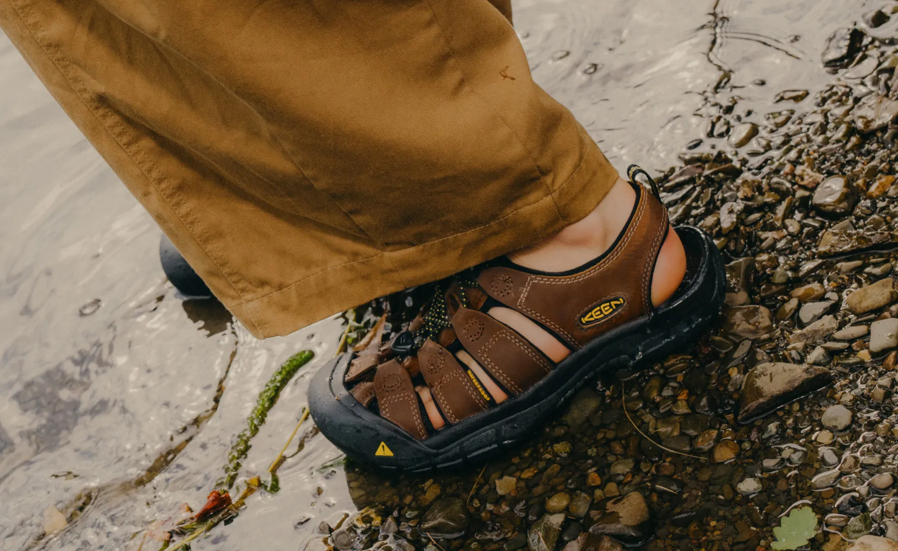Keen Men's Newport Leather Sandal  |  Black/Steel Grey