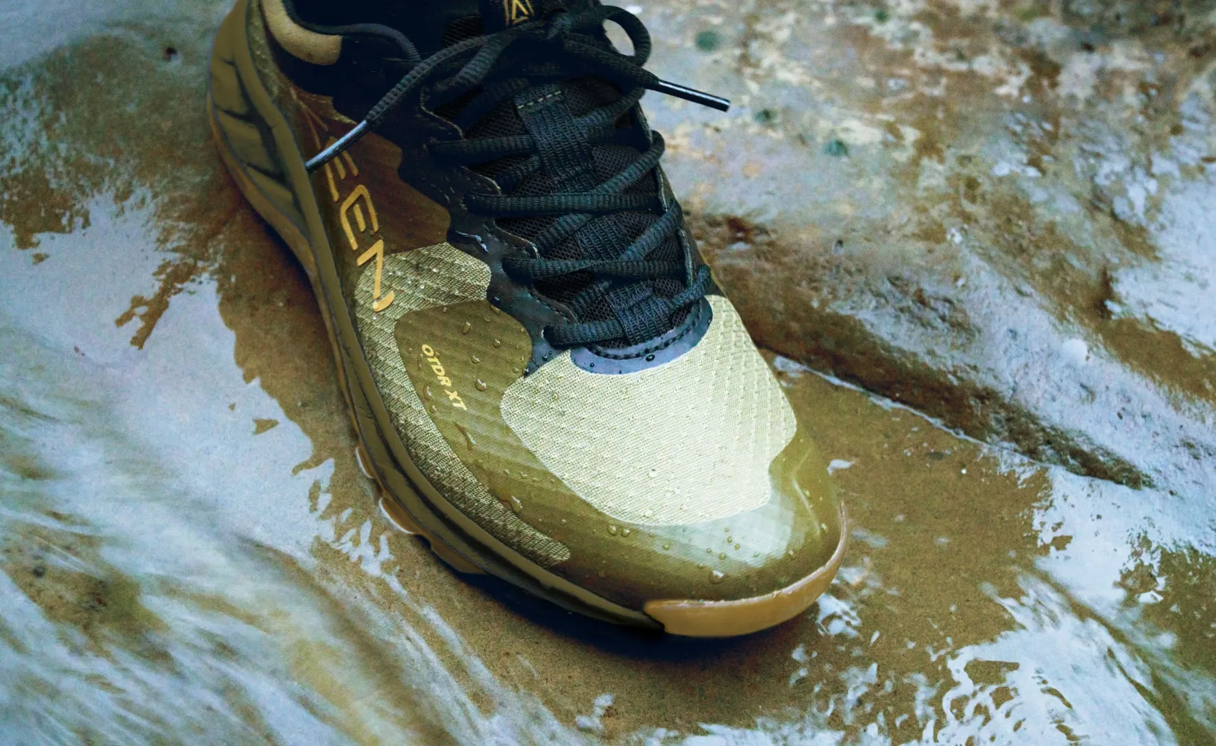 Keen Men's Versacore Waterproof Shoe  |  Brindle/Gold Flame