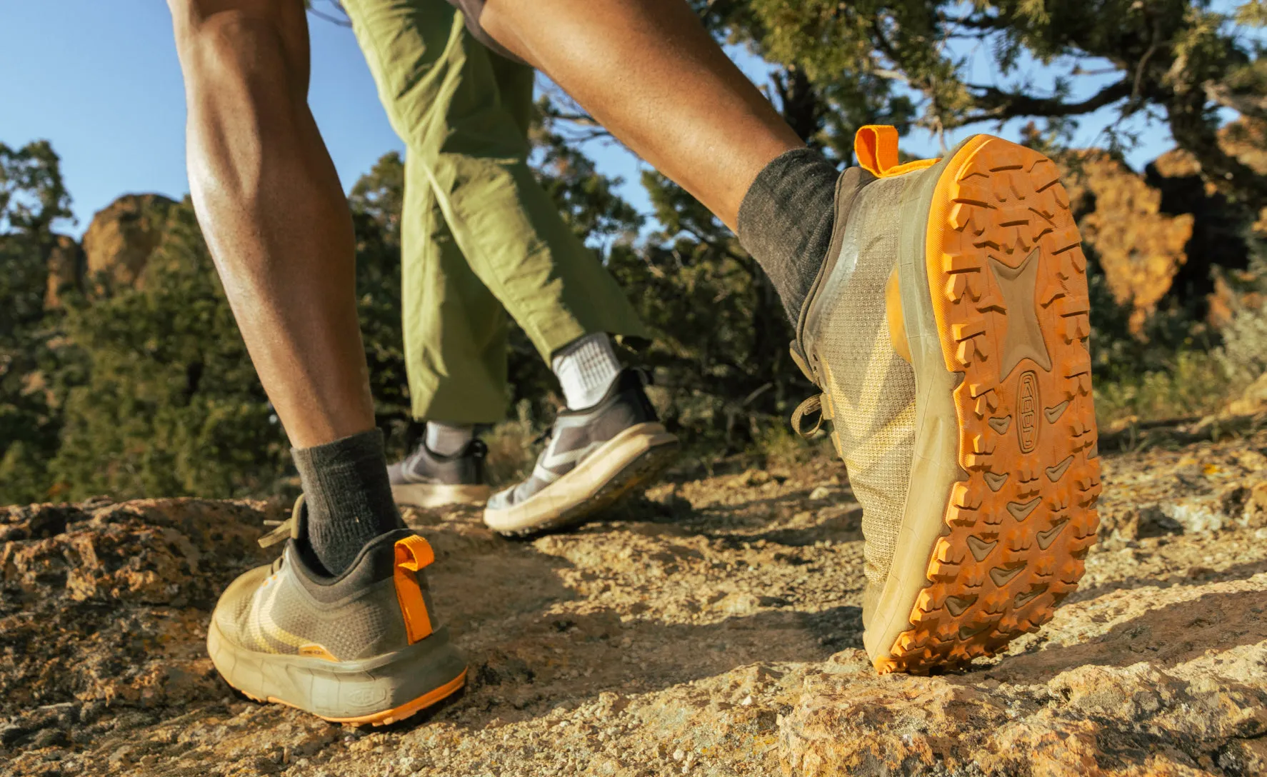 Keen Women's 450 Dirt Hiking Shoe  |  Lichen/Pale Banana