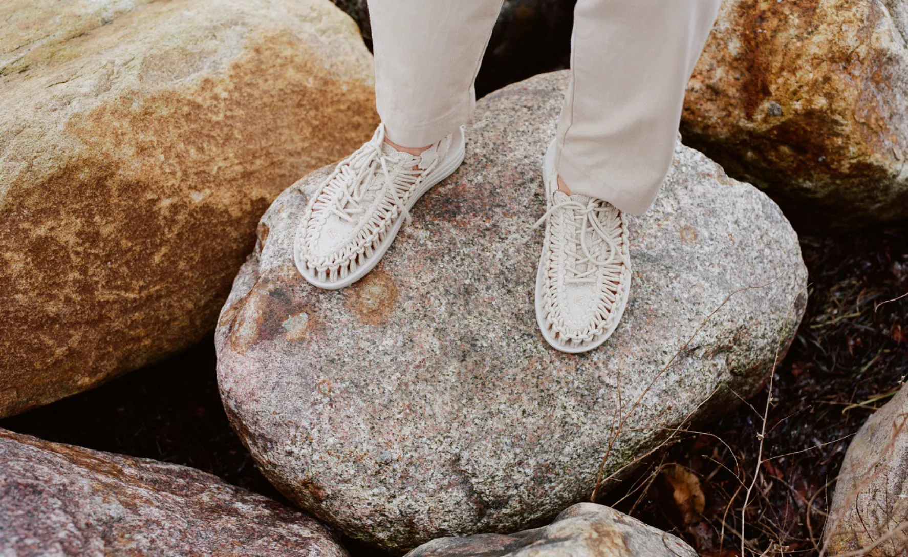 Keen Women's UNEEK Canvas x Skall Studio  |  Natural/Birch