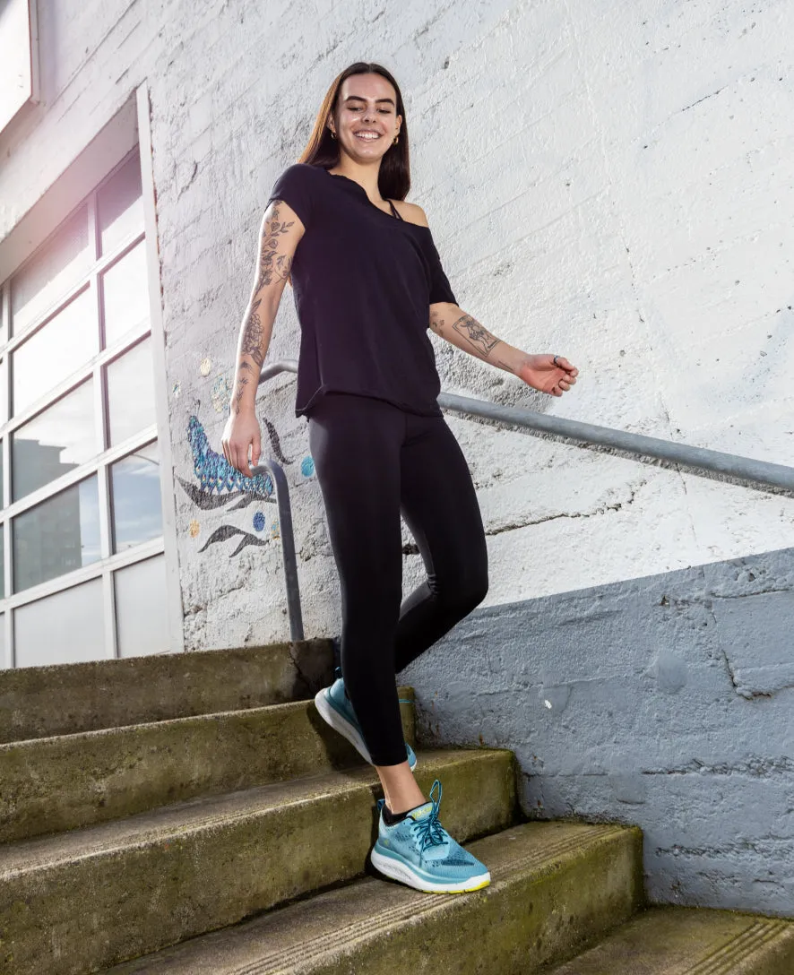 Keen Women's WK400 Walking Shoe  |  Black/White