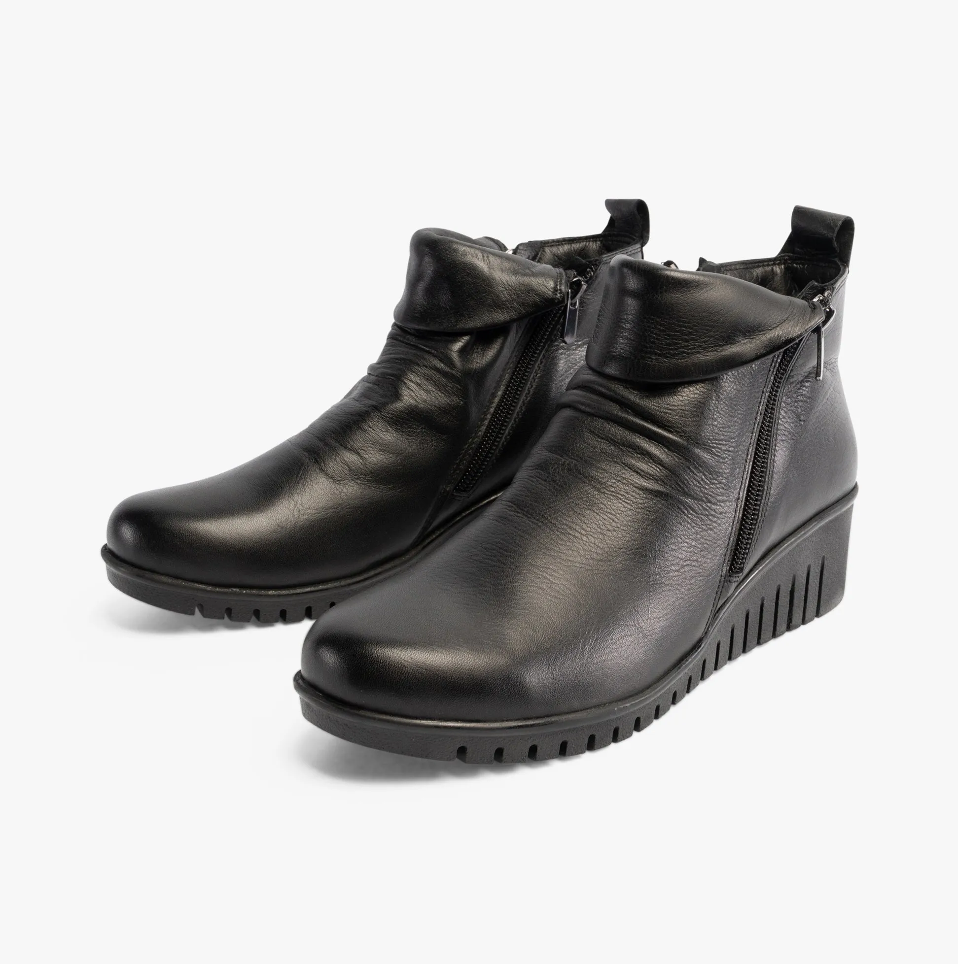 Lotus CORDELIA Womens Boots Black