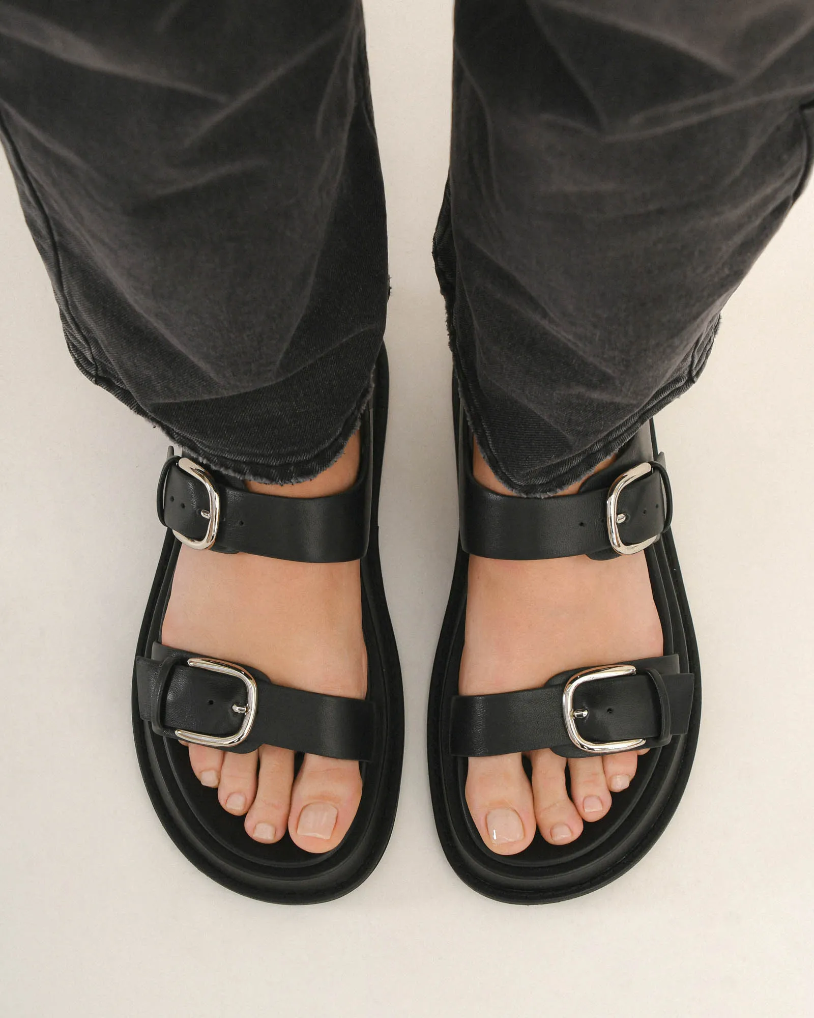 MABEL FLAT SANDALS BLACK LEATHER Jo Mercer