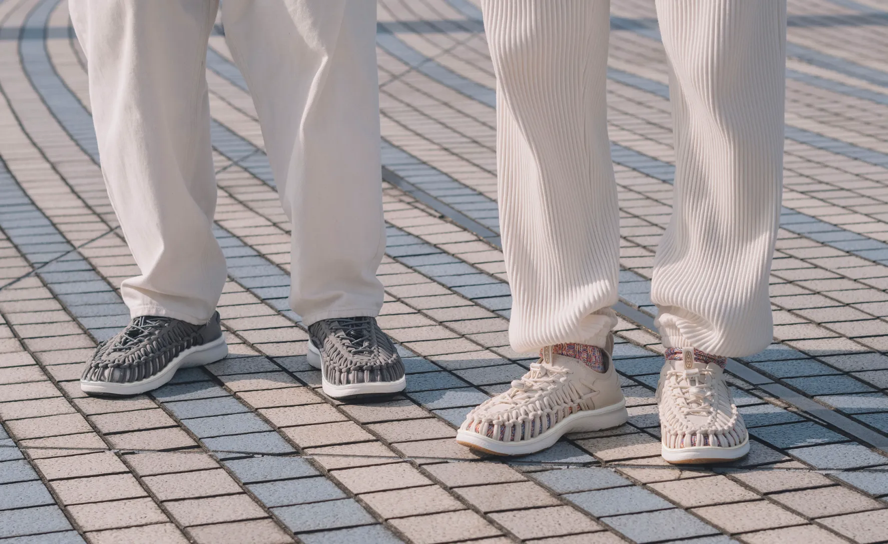 Men's UNEEK O3 Sneaker Sandal  |  Safari/Safari KEEN