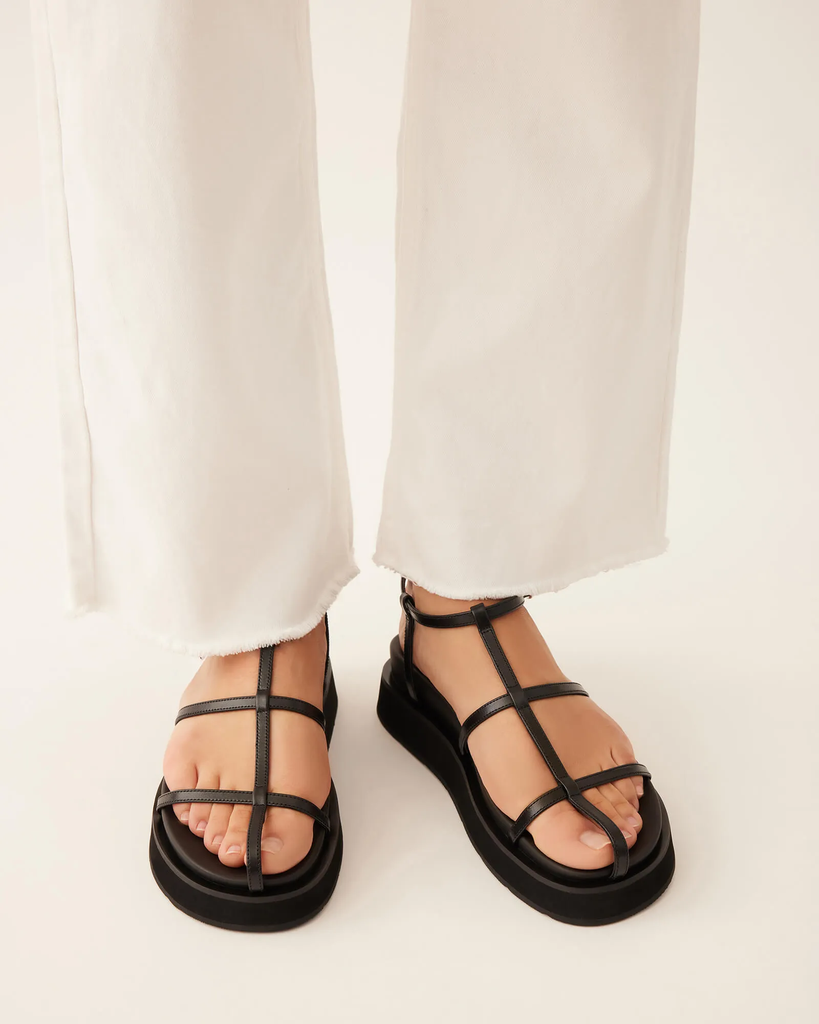 MINA FLAT SANDALS BLACK LEATHER Jo Mercer