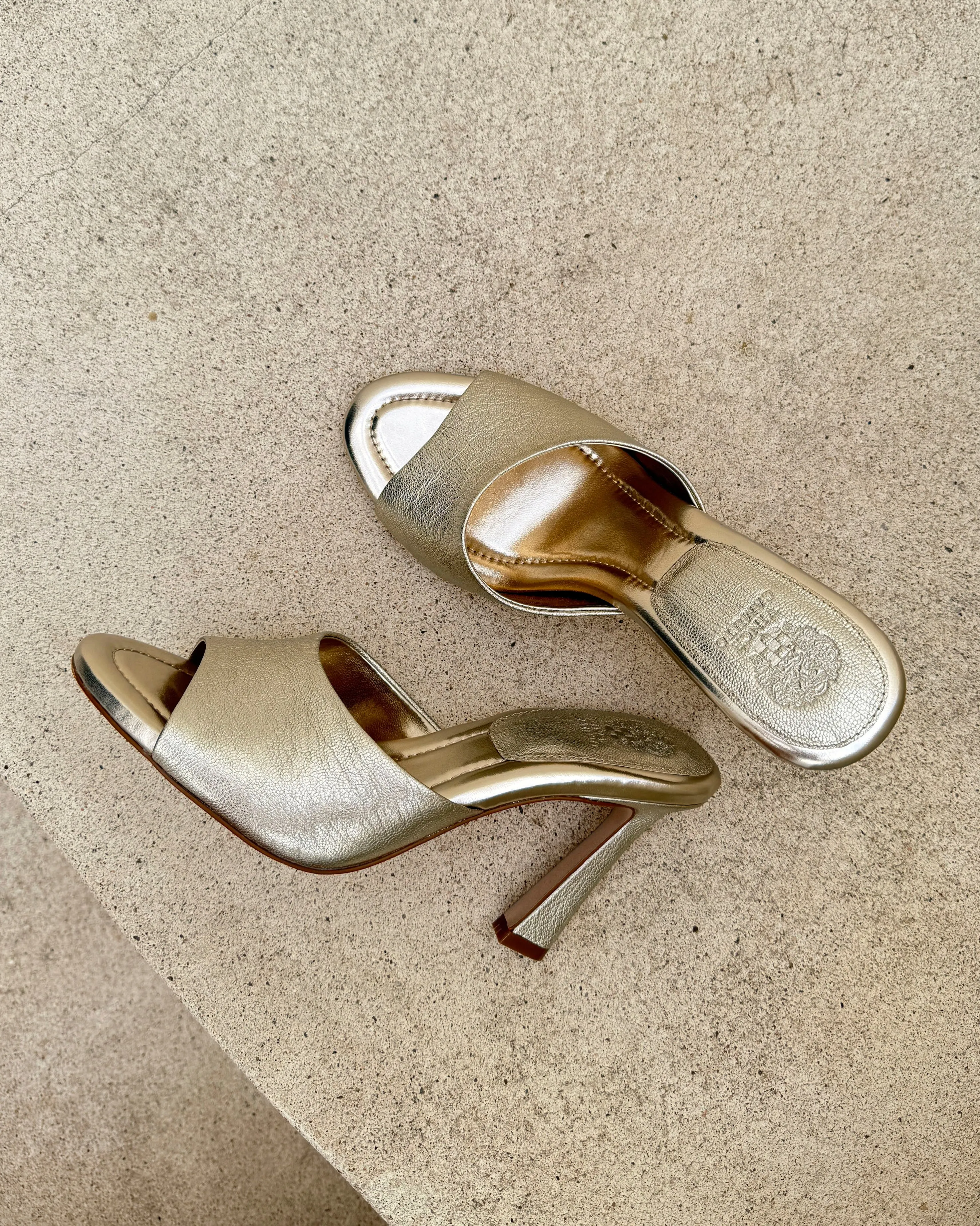 Paigely Mule Vince Camuto