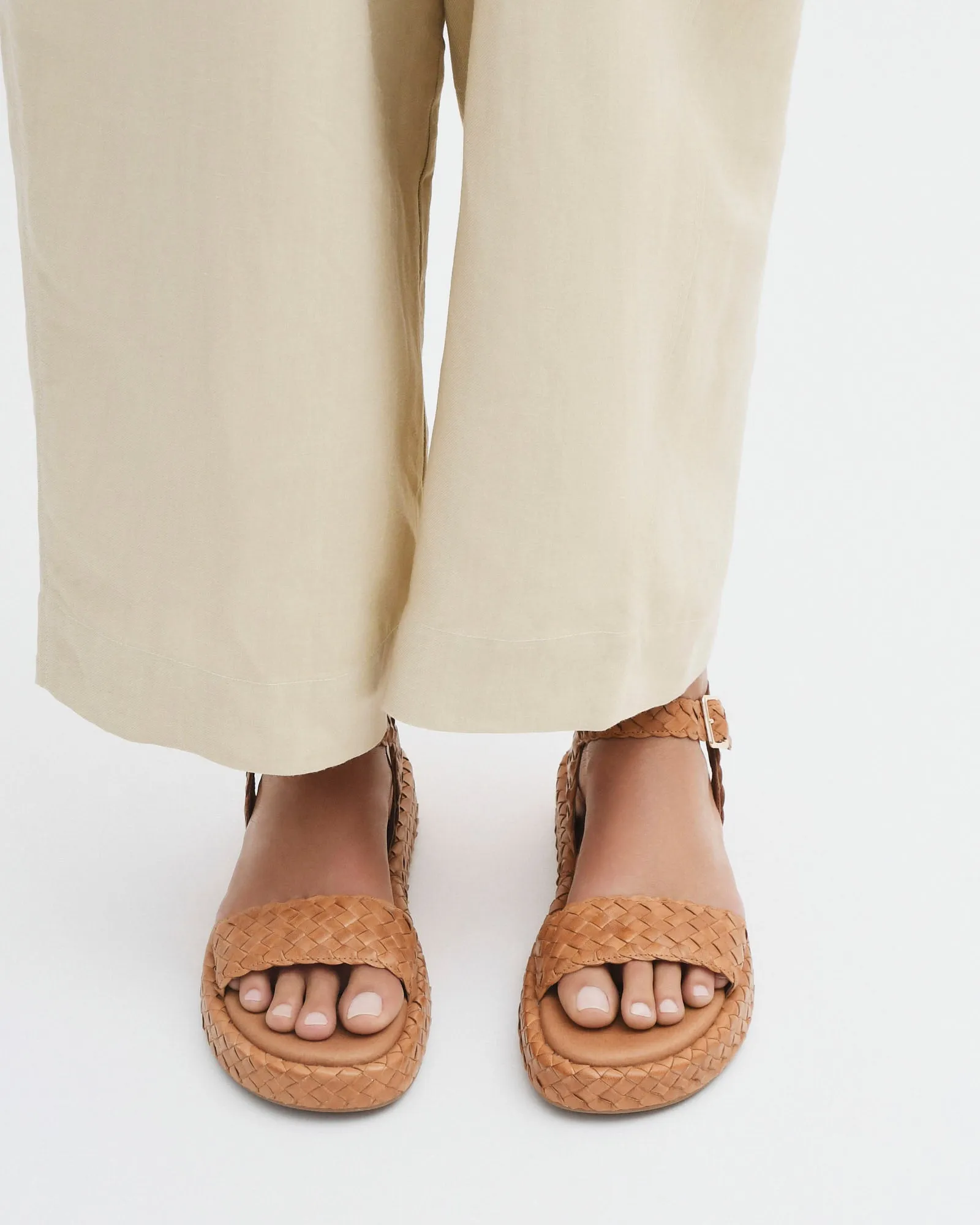 POPPY FLAT SANDALS TAN LEATHER Jo Mercer
