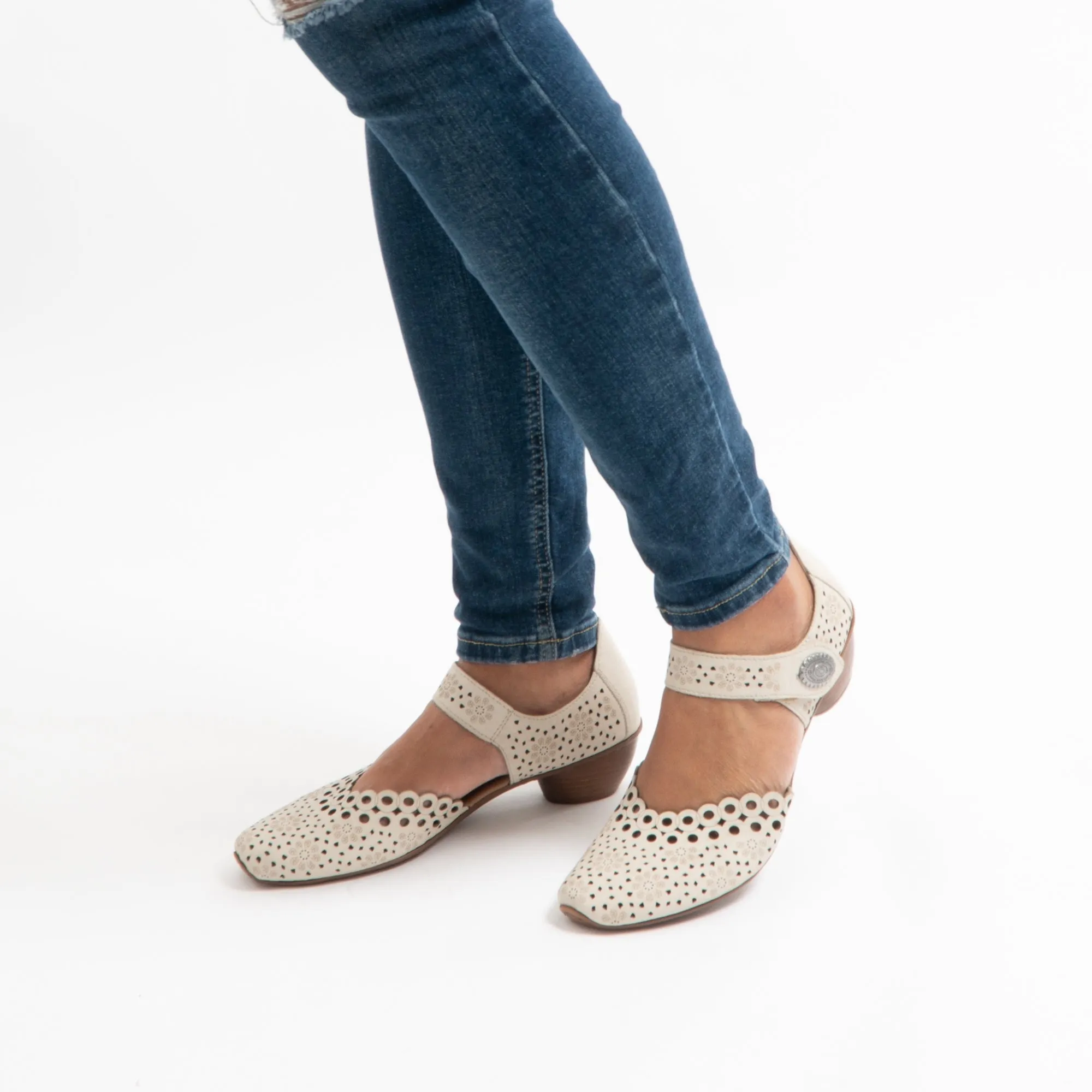 Rieker 43753-60 Womens Shoes Beige