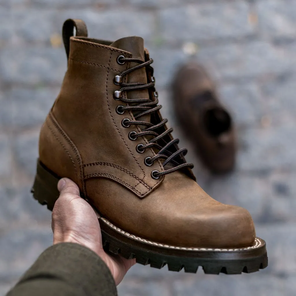 Thursday Thunder | Vintage Tobacco