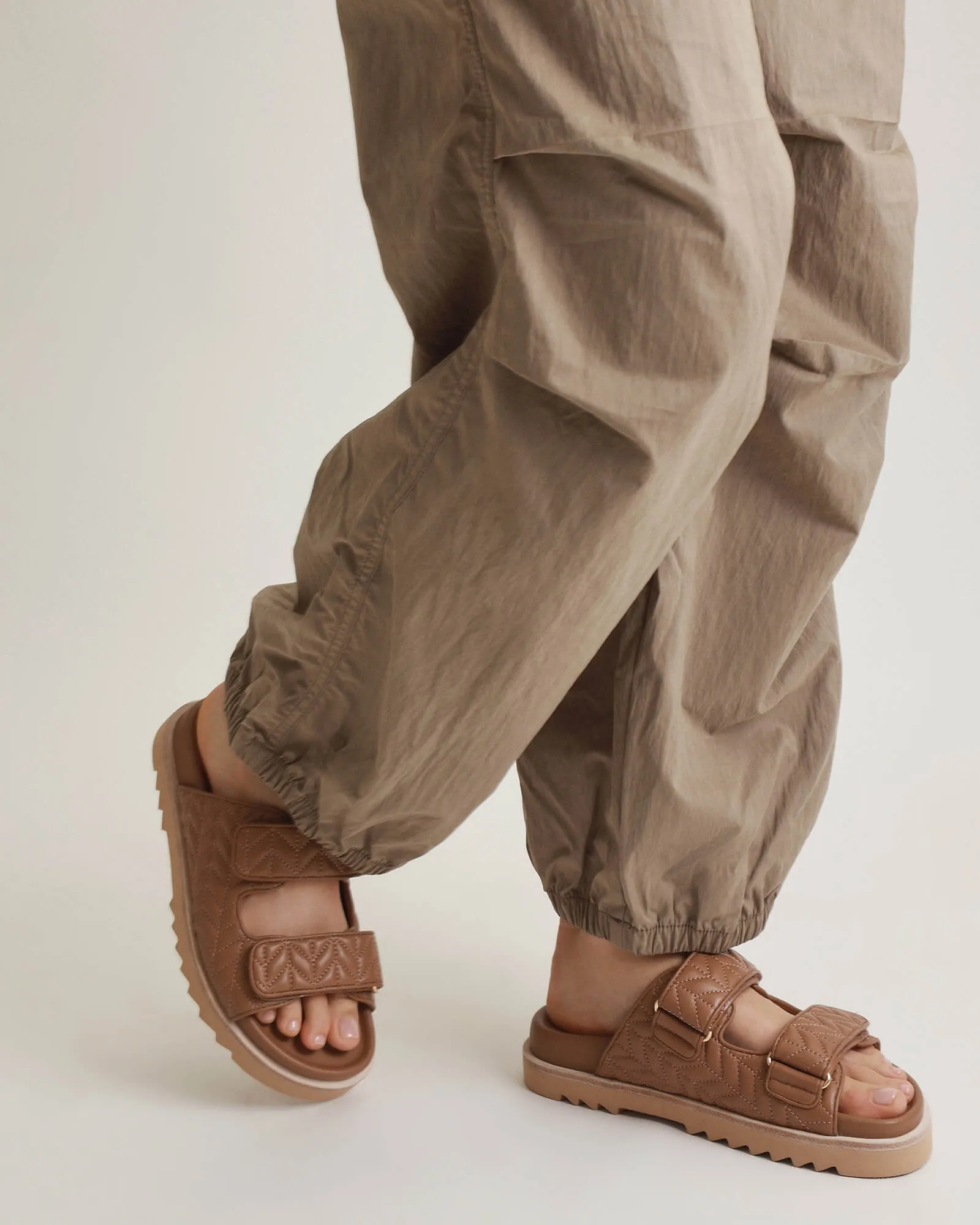 VERITY FLAT SANDALS CARAMEL LEATHER Jo Mercer