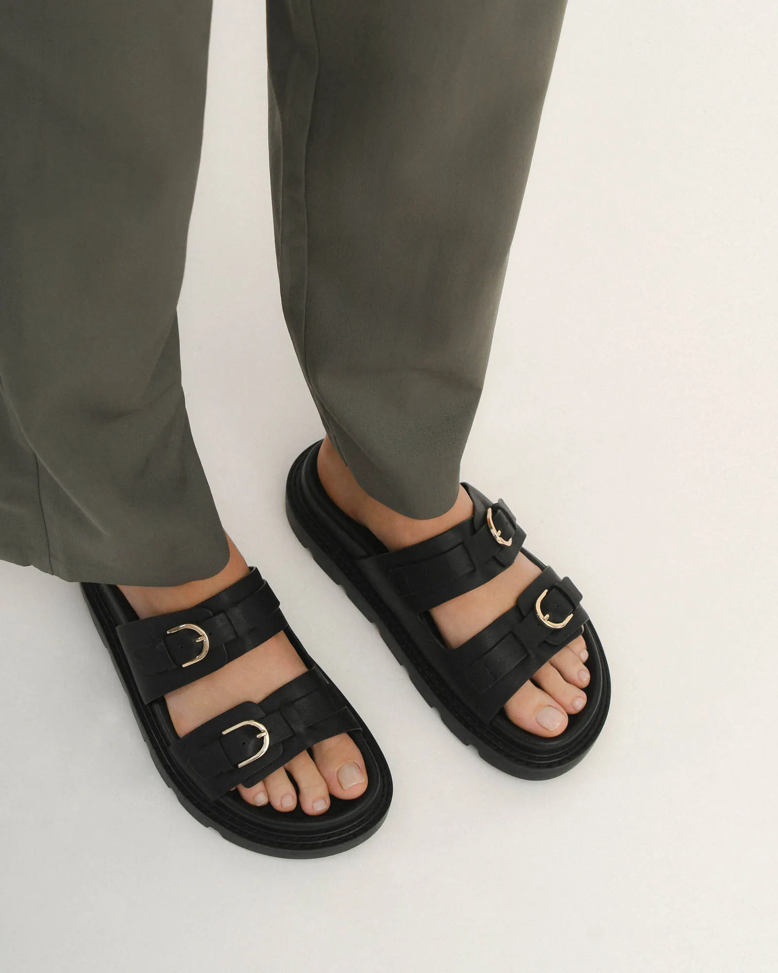 VICHY FLAT SANDALS BLACK LEATHER Jo Mercer