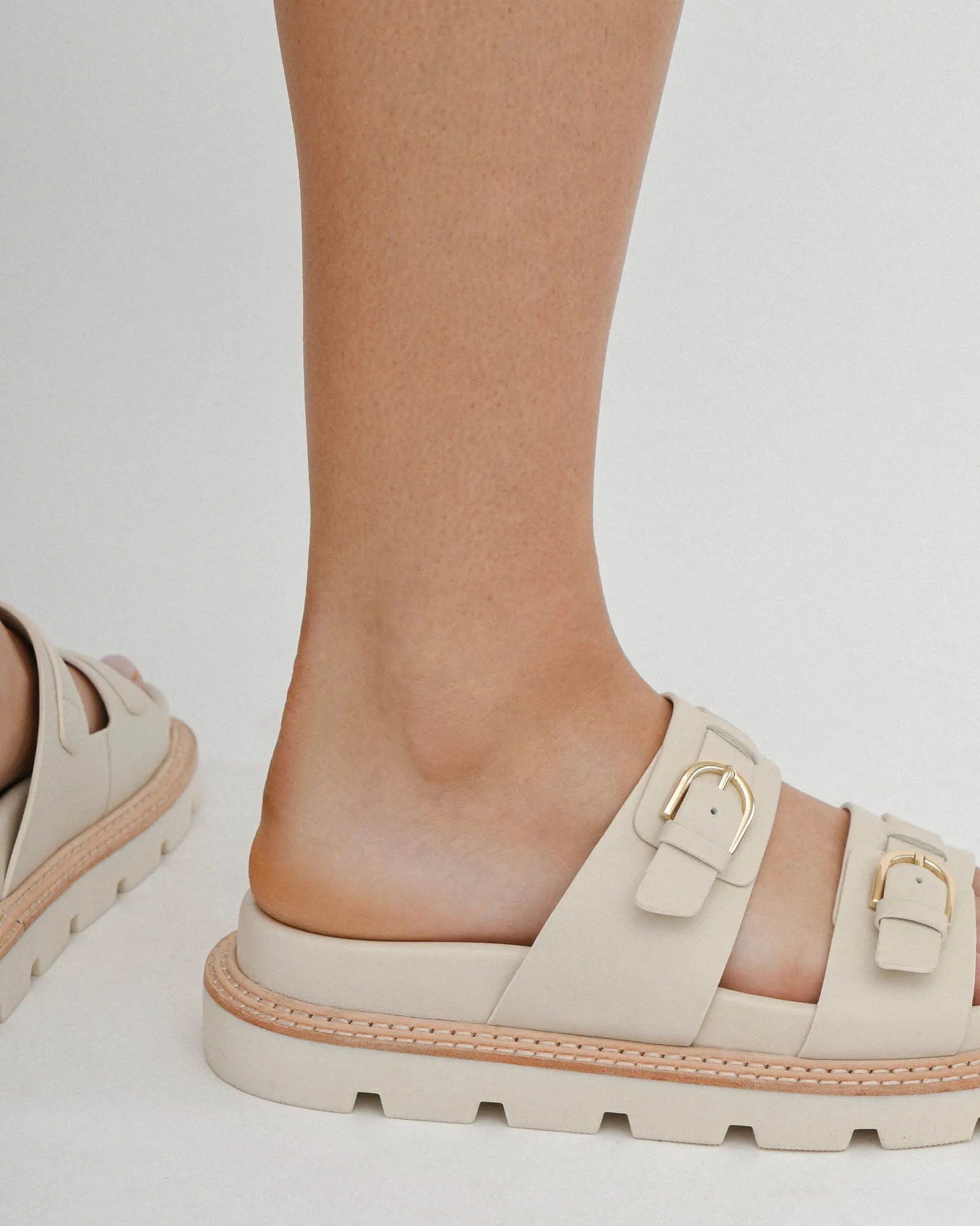 VICHY FLAT SANDALS OFF WHITE LEATHER Jo Mercer